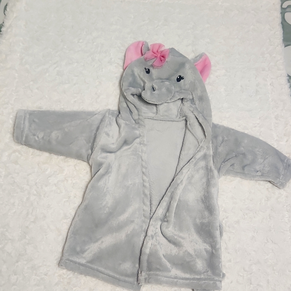 NWOT Baby Girl Robe